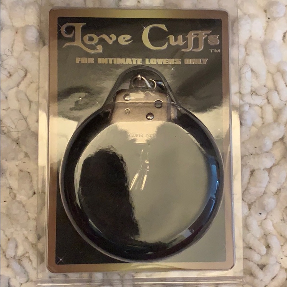 NEW Love Cuffs